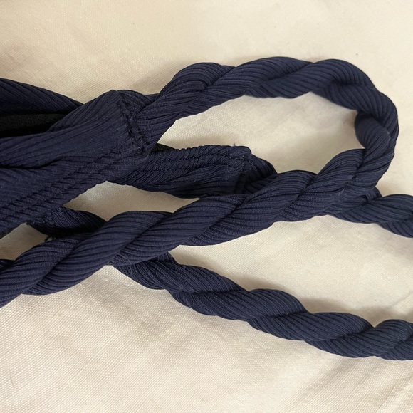 One piece with twist straps. Plunge neckline, scoop back, cinched waist detail. - Picture 5 of 5